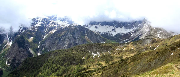Vedere pe o față de munte în alpii austrieci — Fotografie, imagine de stoc