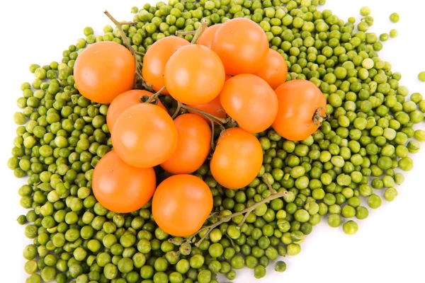 Bezelye kırmızı domates — Stok fotoğraf