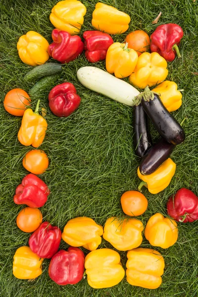 Sebze yeşil çim bir arka plan ayarla