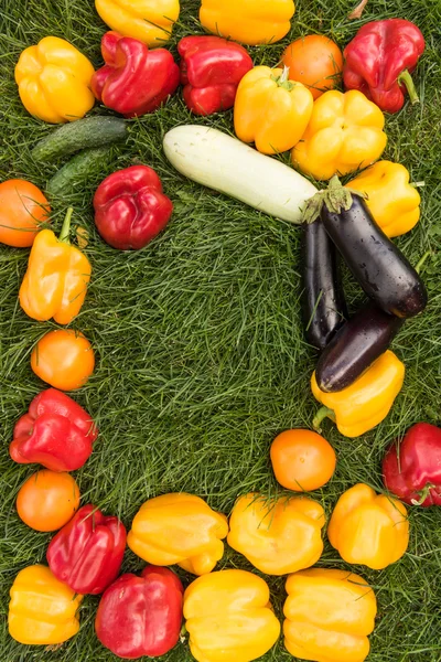 Sebze yeşil çim bir arka plan ayarla