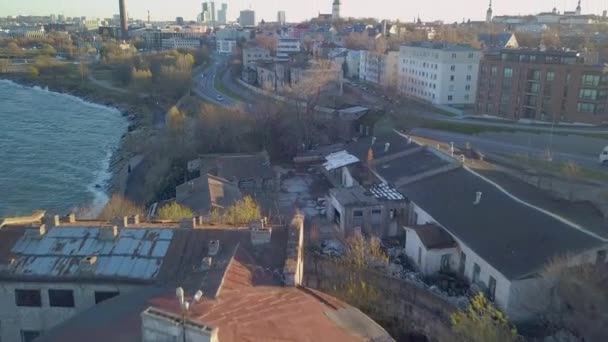 Flygfoto över Patarei sjöfästning i Tallinn Estland — Stockvideo