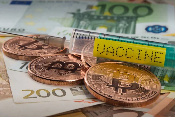 Coronavirüs 'e karşı yeterli aşı bulunabilirliği kavramı. Seçici odaklanma. Yakın plan.