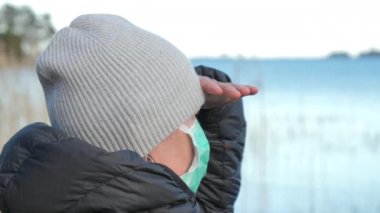 Finlandiya 'ya bu kadar uzak bir yere bakan bir bayanla karantina altında yaşamak