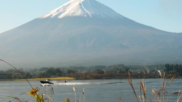 日本の富士山の白い雪の先端 — ストック動画