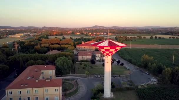 The red tall tower in the middle of the Rimini beach resort — Stock Video