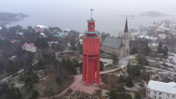 Awesome drone shot of the water tower in Hanko Finland during snowfall. — Stock Video