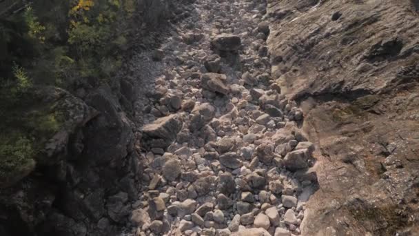 Τοπίο Άποψη Του Βράχου Κυματίζει Στο Ξηρό Ποτάμι Imatrankoski Φράγμα — Αρχείο Βίντεο