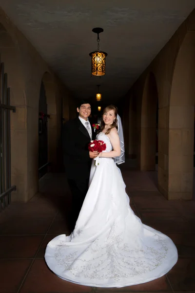 花嫁と新郎の正式な — ストック写真