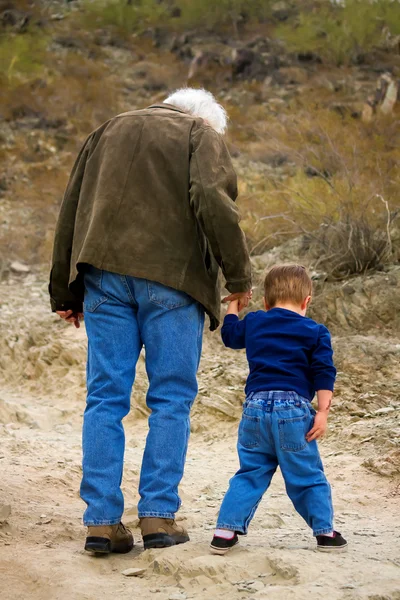 Walking With Grandpa — Stock Photo, Image