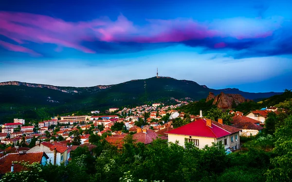 Fortezza e scogliere della città di Belogradchik in Bulgaria — Foto Stock