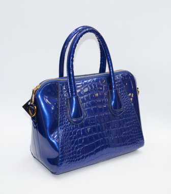 Güzel mavi kadın çanta, deri ve çok güzel.