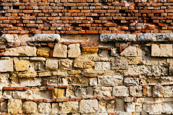 Gammal Vägg Från Tegel Och Stenar — Stockfoto