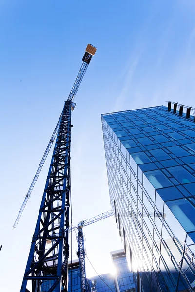 Voltooiing Van Bedrijfsgebouwen Ondiepe Scherptediepte — Stockfoto