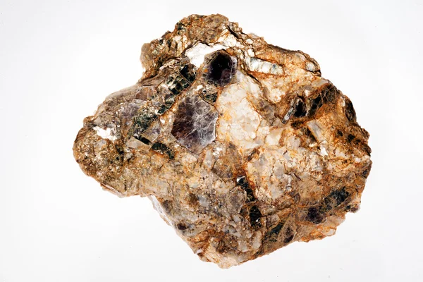 Pegmatita Muscovite Granito Biotita Sobre Fundo Branco — Fotografia de Stock