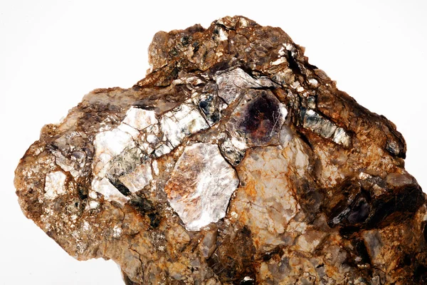 Pegmatit Muskovit Und Biotit Granit Auf Weißem Hintergrund — Stockfoto