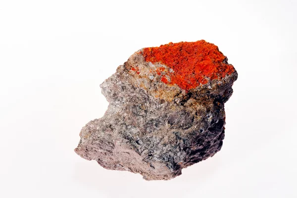 Sulfidmineral Realgar Auf Weißem Hintergrund — Stockfoto