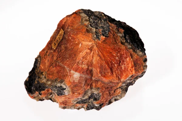 beyaz arkaplanda durgunluk