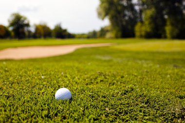 Golf topu çim, Not alan sığ derinliği