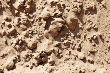 İnşaatta çakıllı daha küçük kum