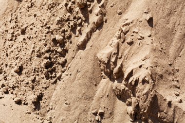 İnşaatta çakıllı daha küçük kum