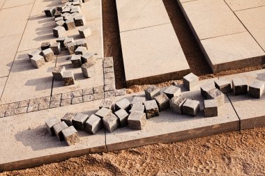 beton küpler, inşaat kaldırımı.