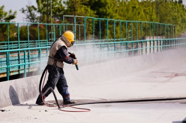 Beton patlatma, not alan sığ derinliği
