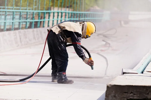 Betonstrahlen Beachten Sie Die Geringe Schärfentiefe — Stockfoto