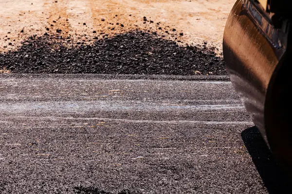 Asphalting of the road — Stock Photo, Image