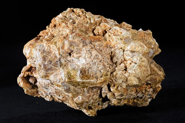 Braunes Mineral Vesuvianit Auf Weißem Hintergrund — Stockfoto