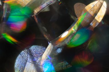 Bulanık arkaplan için sabun köpüklerinden yansıyan ışığın yansıması.