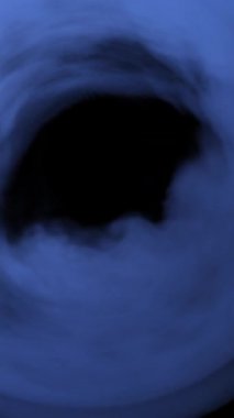 3 boyutlu görüntüleme. Mavi duman siyah bir arkaplanda kıvrılır