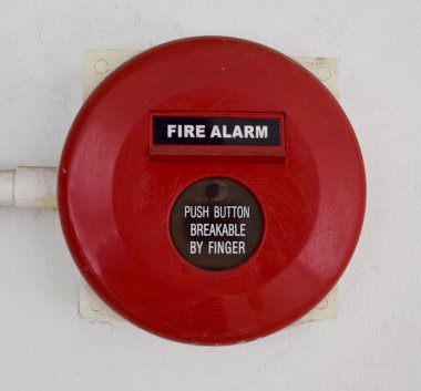 Duvardaki eski yangın alarm.