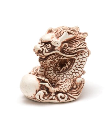 Netsuke Doğu Dragon, hangi yumurta koruyor. İzole