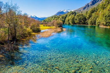 Yolda, Cerro Tronador, Bariloche, Rio Negro Eyaleti, Patagonya, Arjantin. Yüksek kalite fotoğraf