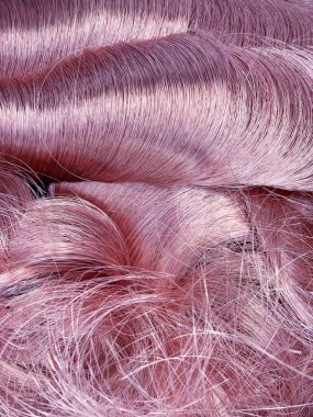 Rastgele bir yığın içinde bakır tel geri dönüşüme hazır. Yüksek kalite fotoğraf