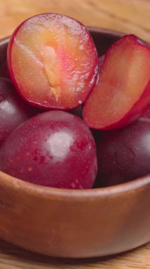 Erik 'in Dikey Videosu