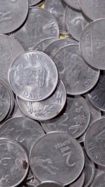 Dönen Hint Bozukluklarının Dikey Videosu