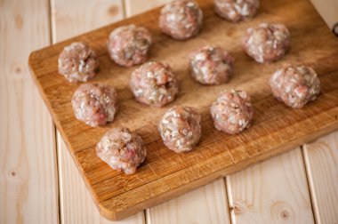 pirinç ile çiğ köfte