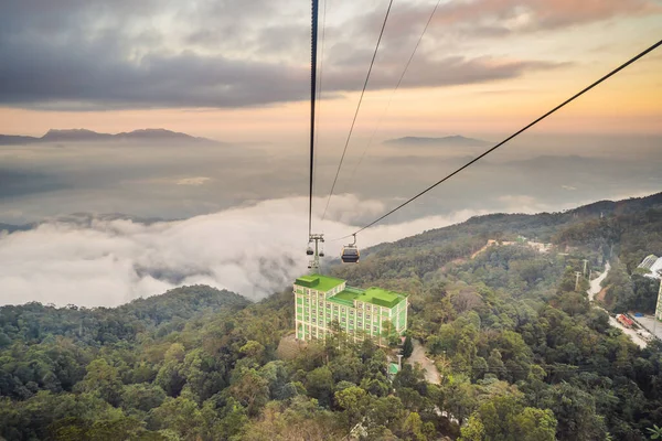Cable car to famous tourist attraction - European city at the top of the Ba Na Hills, Vietnam — Stock Photo, Image