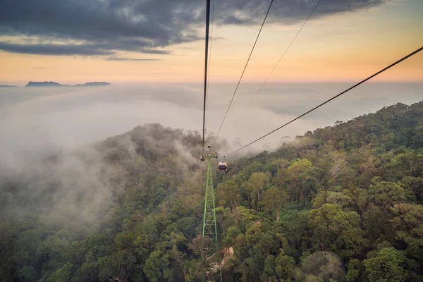 Cable car to famous tourist attraction - European city at the top of the Ba Na Hills, Vietnam — Stock Photo, Image