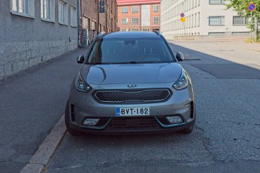 Vallila, Helsinki, Finlandiya - 4 Ağustos. 2025: Skoda Enyaq iV 85 (2024) park edilmiş.