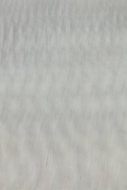 Dalgalı, desenli beton kaplamalı duvar kaplaması, dekoratif 3 boyutlu efekt için tasarlanmış duvar tedavisi, Papissaare, Saaremaa, Estonya.