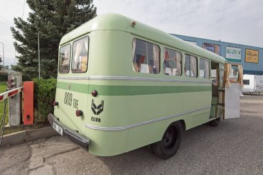 Tartu, Estonya - 12 Eylül 2025: Motoshow 2025, Tartu Messikeskus 'ta TA-6 otobüsü sergileniyor.