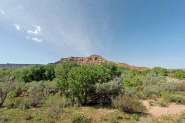Utah 'taki dağlar Zion Ulusal Parkı yakınlarında, Utah ABD.