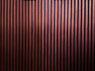 Koyu ahşap duvar dokusu ve düzgün sıralanmış çıtası var. Tasarım, mimari ve sanatsal altyapı için mükemmel..