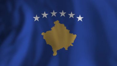 Temiz mavi arkaplan üzerinde dinamik bir şekilde dalgalanan canlı Kosova ulusal bayrakları, egemen Avrupa cumhuriyetini temsil eden vatansever ulusal sembolü sergiliyor