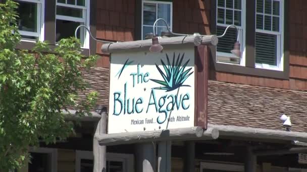 El restaurante Blue Agave — Vídeos de Stock