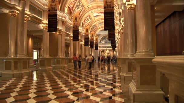 Hall i Venetian hotel i Las Vegas — Stockvideo