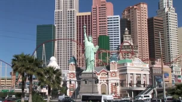 Patung Hotel dan Liberty New York di Las Vegas — Stok Video