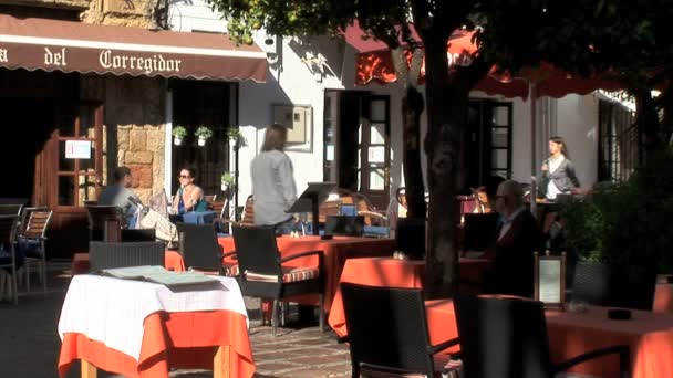 Marbella PLaza con Cafe — Video Stock